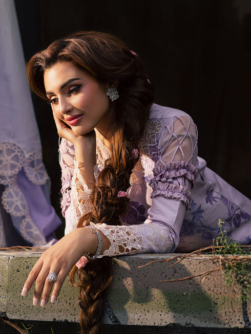 ET - 08 | 3 PC Luxury Lawn